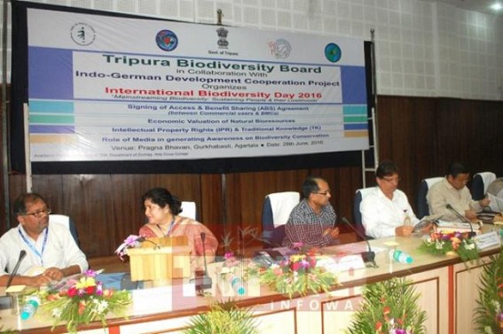 International Biodiversity day observed at Pargna Bhawan International Biodiversity day observed at Pargna Bhawan